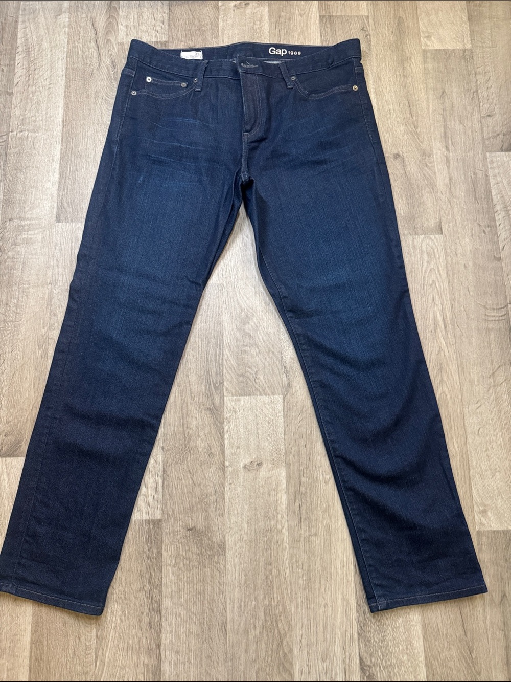 GAP Men's Navy Straight-Leg Jeans size 33R